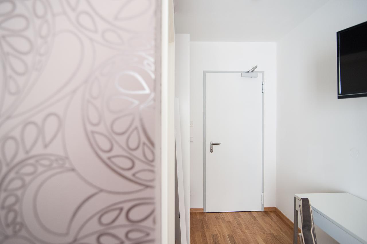 Hotel Apartment Am Arbach Eningen unter Achalm Bilik gambar